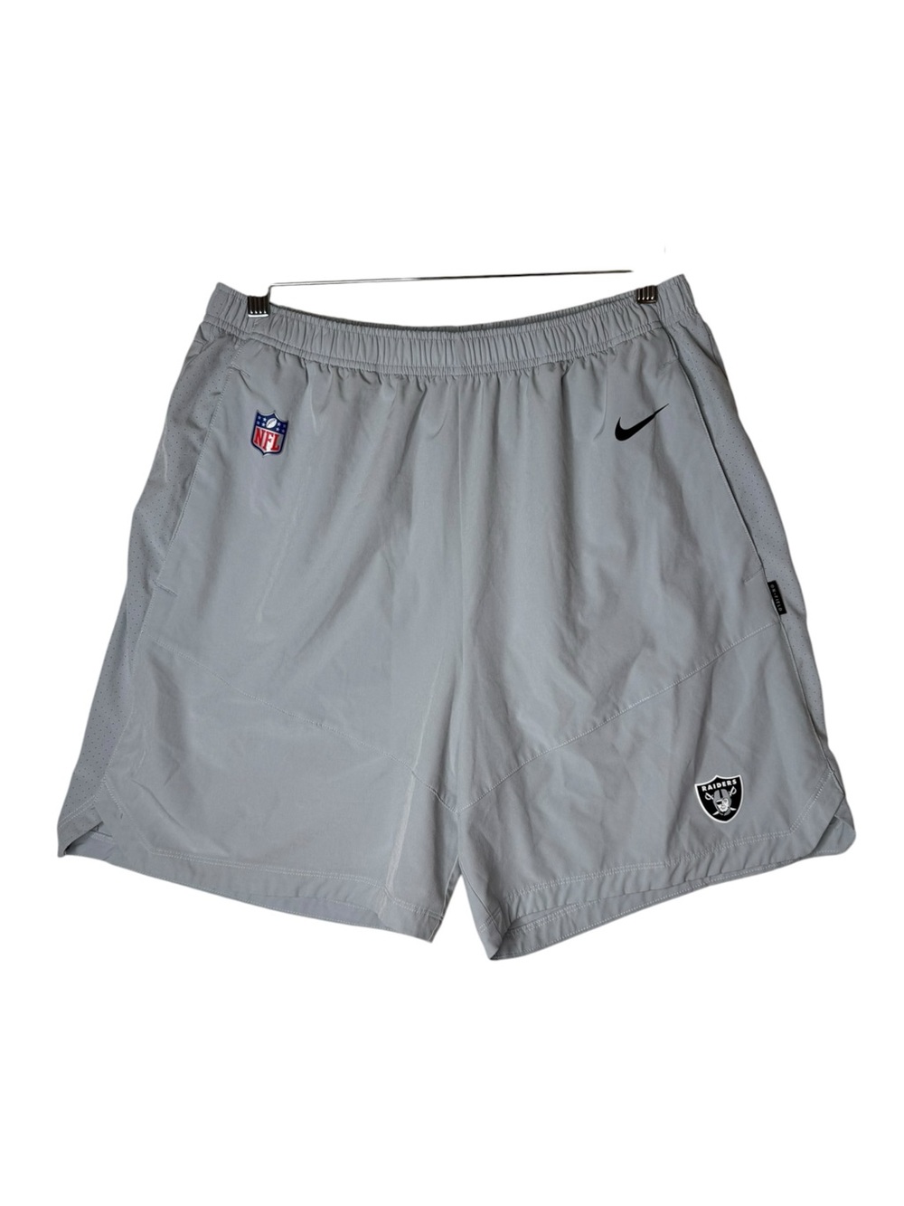 Nike Dri-Fit NFL On Field Las Vegas Raiders Athletic Shorts Silver Men's Size XL